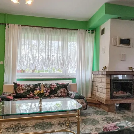 Semesterbostad 4 Bedroom Amazing In