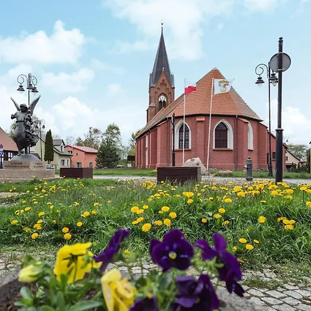 4 Bedroom Amazing In Nowe Warpno